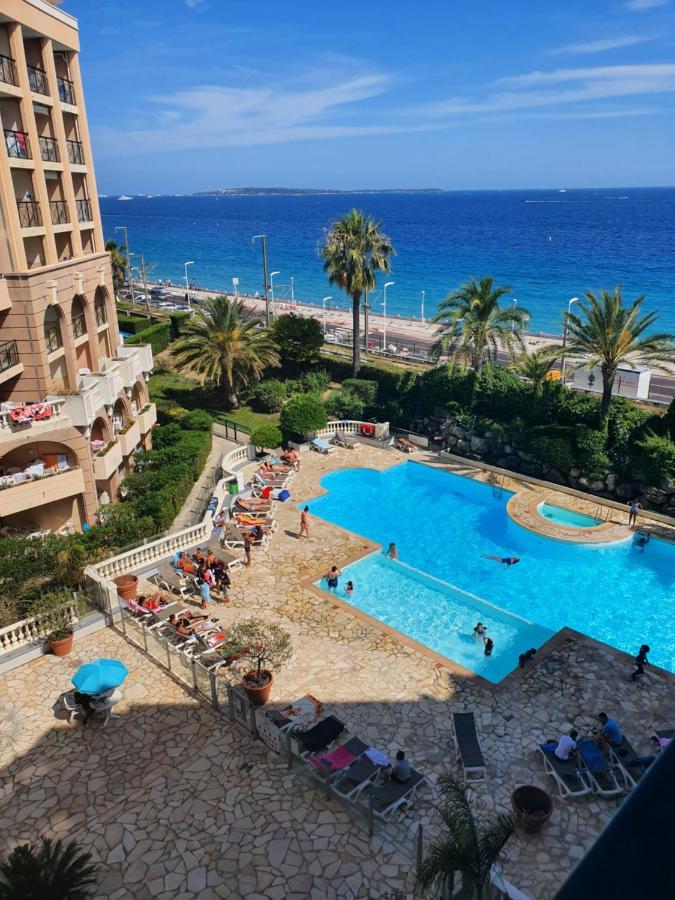 Appartement En Bord De Mer 戛纳 外观 照片