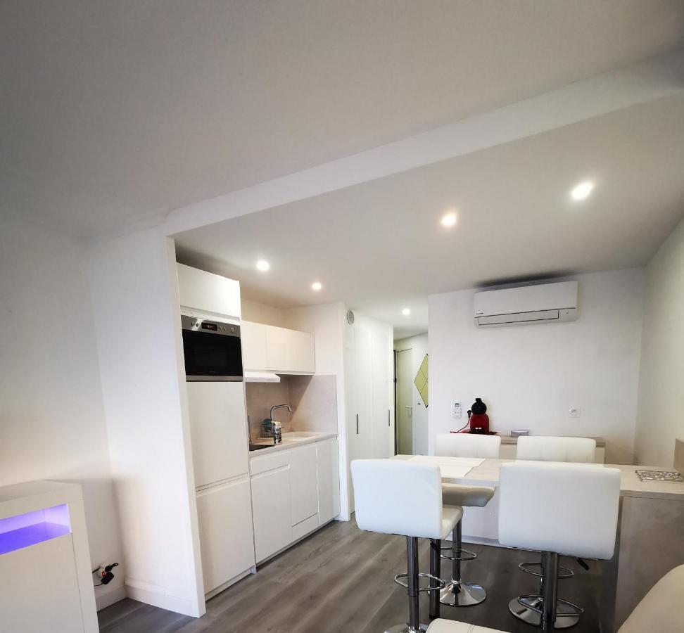 Appartement En Bord De Mer 戛纳 外观 照片