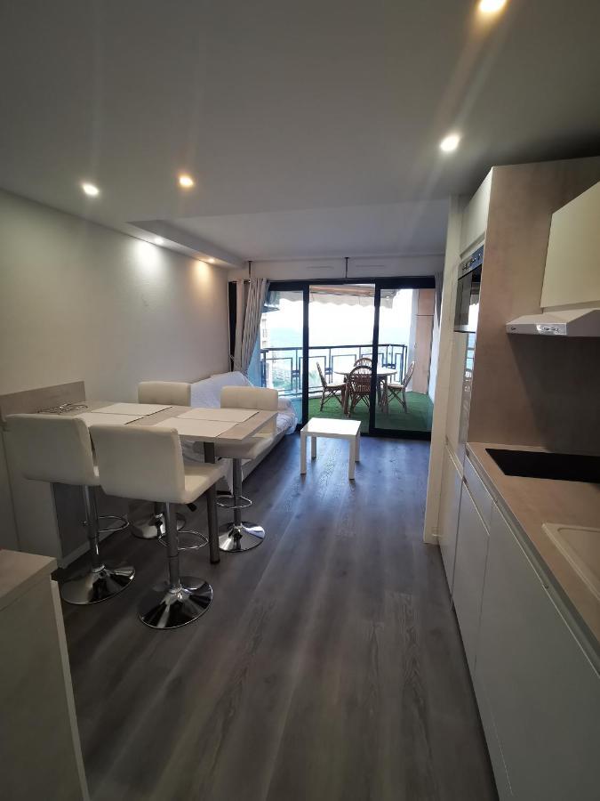 Appartement En Bord De Mer 戛纳 外观 照片